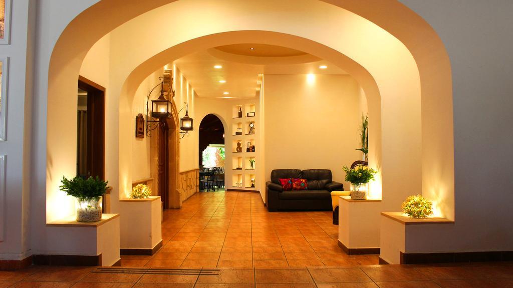 Meson Del Valle Zamora de Hidalgo Bagian luar foto